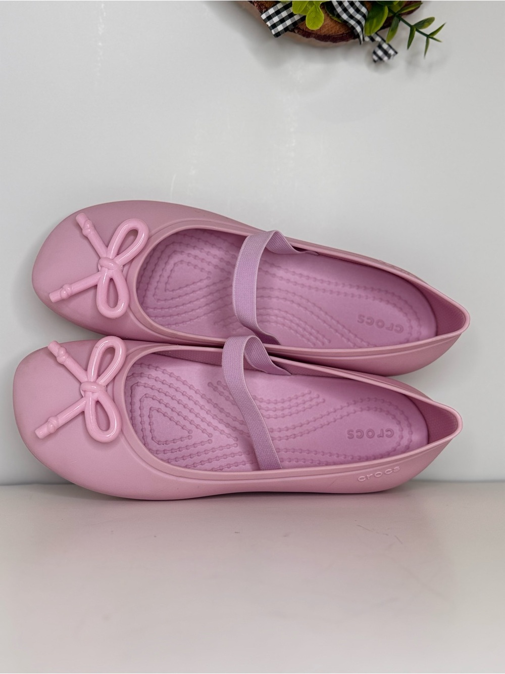 Crocs - Picture 8 of 12